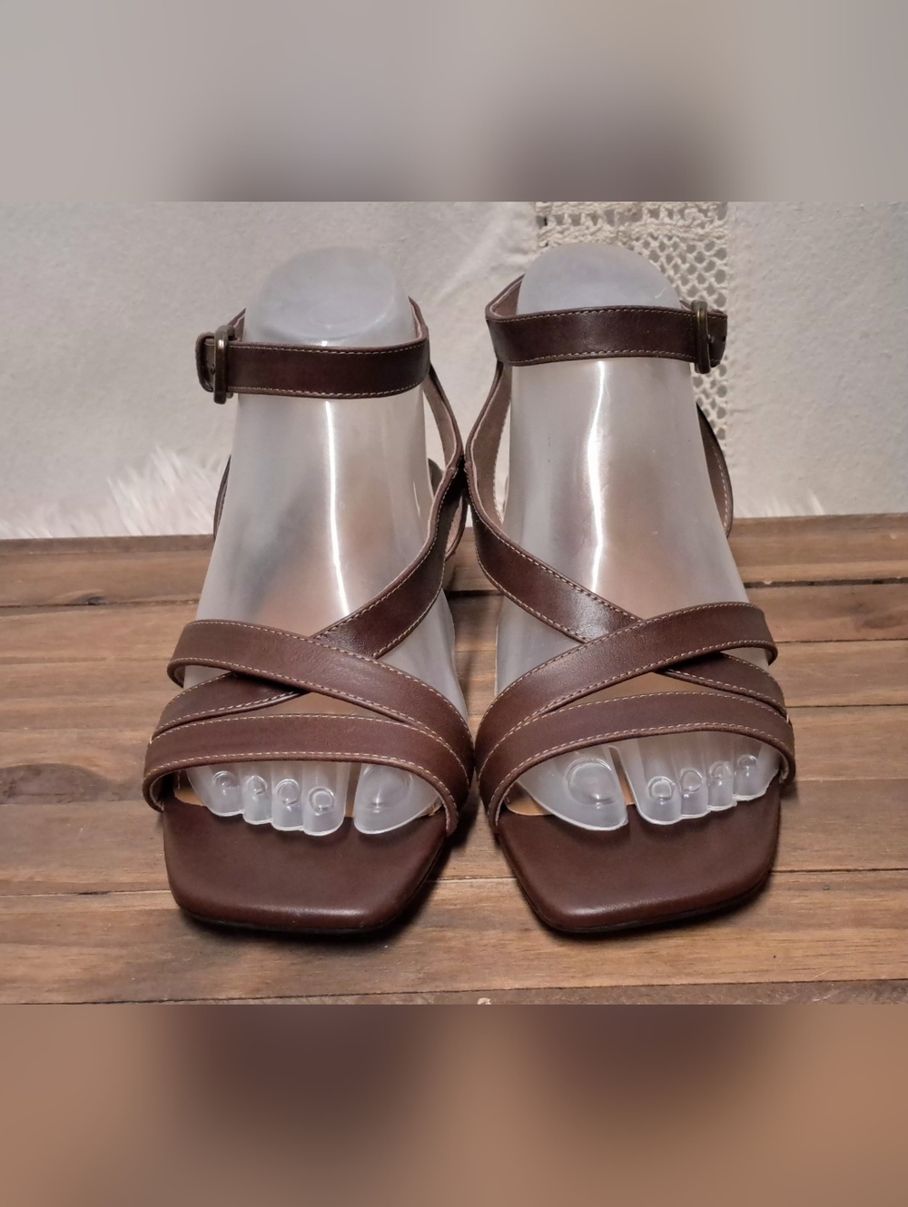 Donald Pliner Frannie Ankle Strap Sandals Size 8